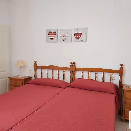 Zafiro 28c - Grupo Turis * Κάλπε