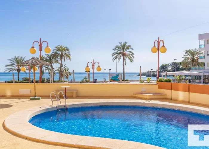 Zafiro 28c - Grupo Turis Кальпе