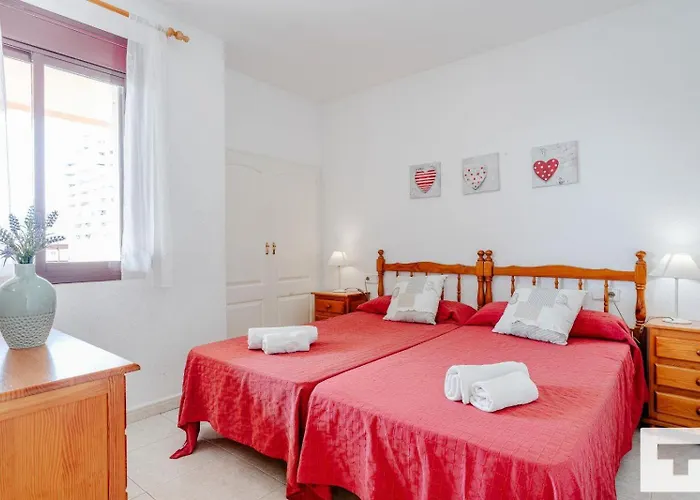 Zafiro 28c - Grupo Turis *